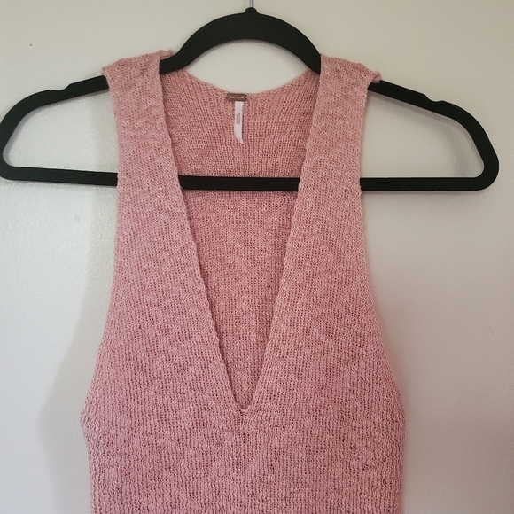 Free People Georgia Cami Tank Top Deep V neckline Size Small - Picture 4 of 12